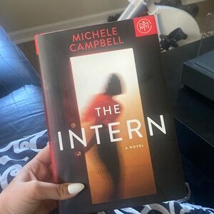 The intern - Michele Campbell